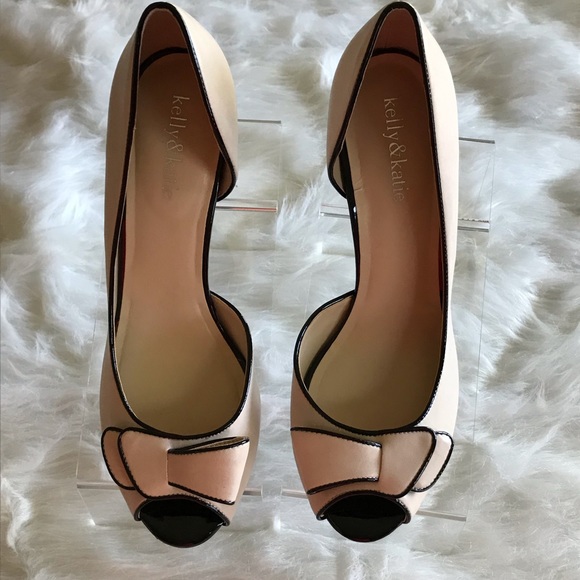 Kelly & Katie Shoes - Cream and Black Trim Pumps Open Toe